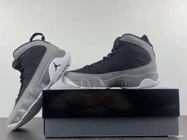 Reps LUCY CT8019-060 9 Jordan Grey Retro Particle 0529